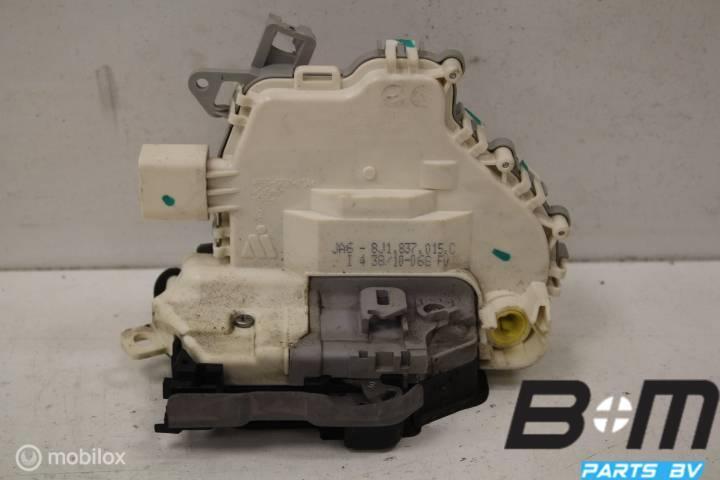 Deurslot LV (bestuurderskant) Audi A6 4G Sedan 8J1837015, Gebruikt