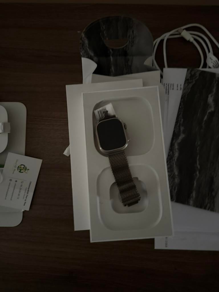 Apple watch Ultra, Sieraden, Tassen en Uiterlijk, Smartwatches, Ophalen of Verzenden, Zo goed als nieuw, Zwart, IOS
