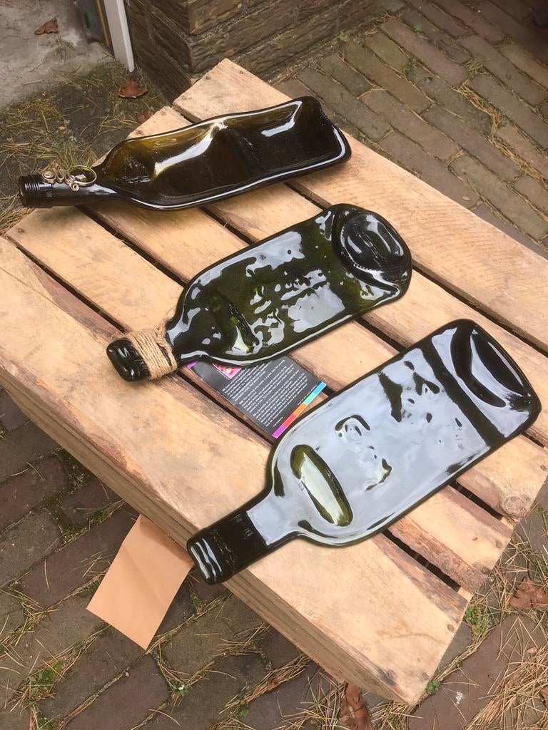 Fles wijn plat borrelplankje kaasplankje, Ophalen of Verzenden