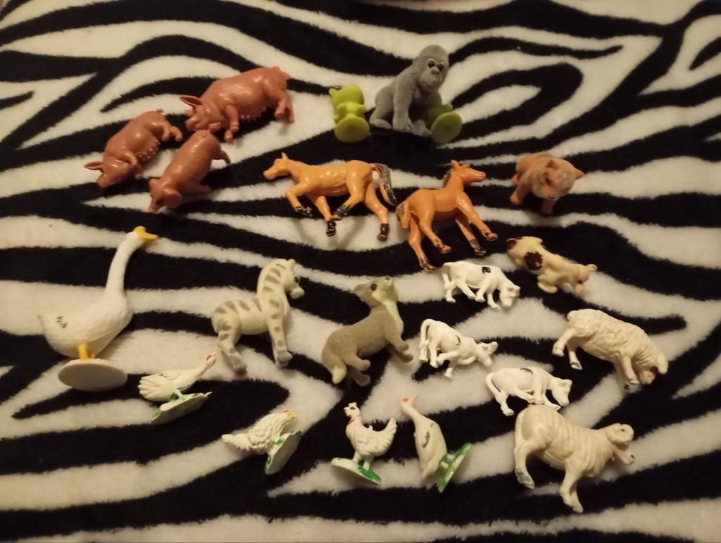 HEEL VEEL DIEREN FIGUURTJES NU ALLES 5€ ZIE FOTO,S., Kinderen en Baby's, Speelgoed | Overig, Ophalen of Verzenden