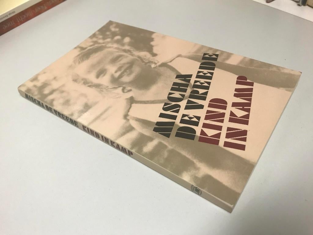 Mischa de Vreede Kind in Kamp, Boeken, Ophalen of Verzenden, Tweede Wereldoorlog, Gelezen, Algemeen