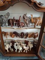 Verzameling handgesneden houten en stenen dierenbeeldjes, Ophalen of Verzenden