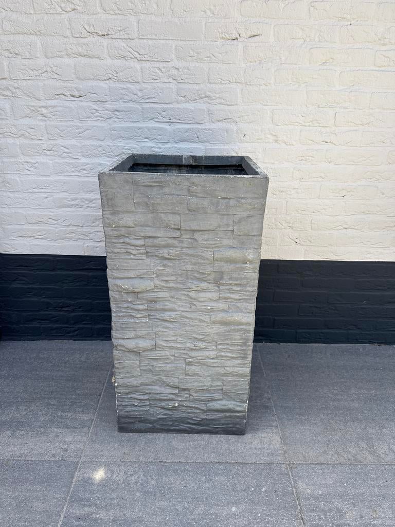 Stijlvolle Bloempot - Grijs, Ophalen, Overige materialen, Gebruikt, Minder dan 60 cm