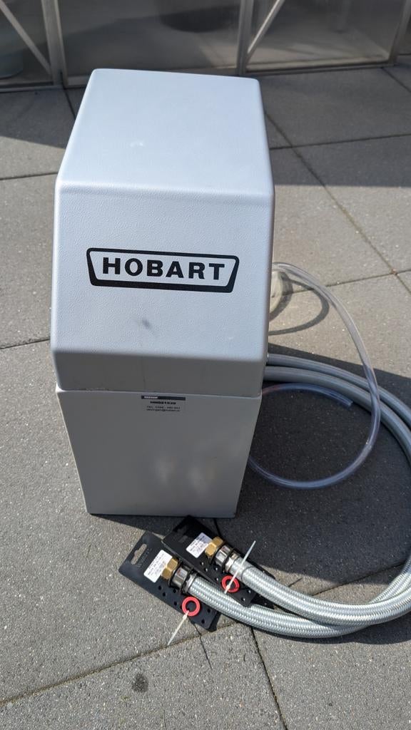 Hobart SE-H waterontharder, Witgoed en Apparatuur, Ophalen of Verzenden, Zo goed als nieuw, Waterontharder met zout