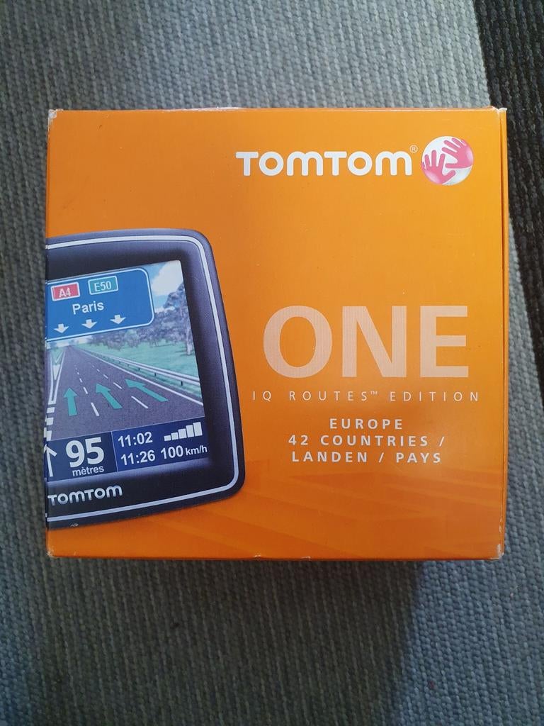 TomTom ONE IQ Routes Edition Europa GPS Navigatie, Ophalen of Verzenden, Zo goed als nieuw