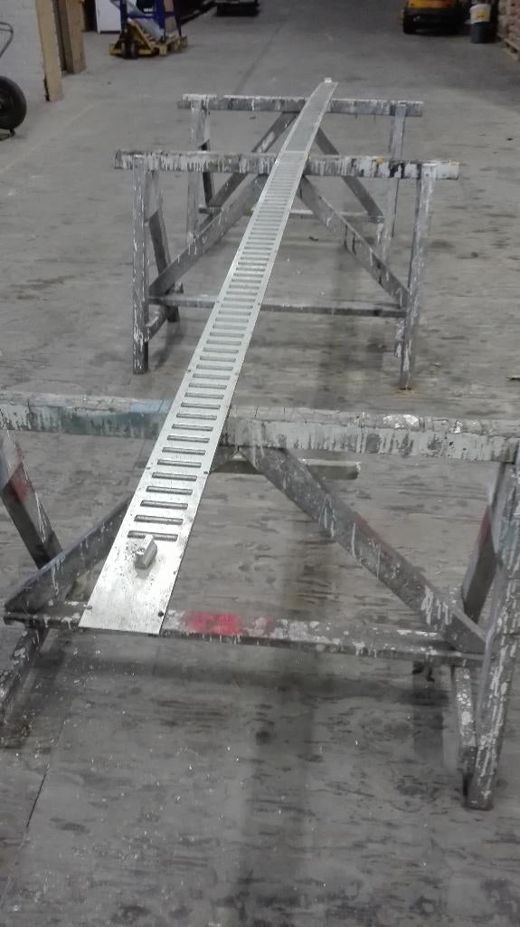 Ventilatie rooster 4250 x 100 mm, Doe-het-zelf en Verbouw, Ventilatie en Afzuiging, Ventilator, Ophalen