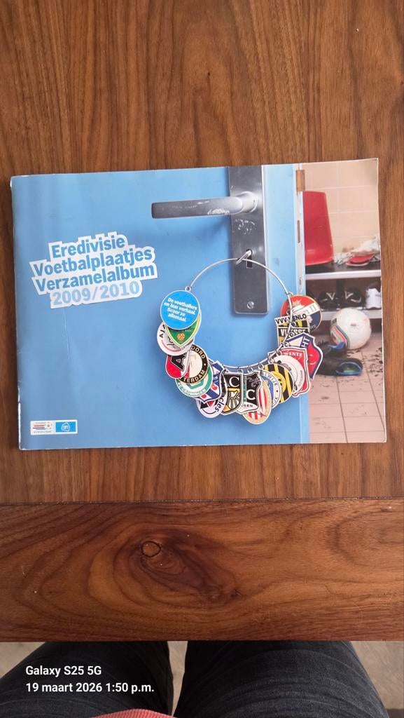 Eredivisie voetbalplaatjes verzamelalbum 2009/2010, Ophalen of Verzenden