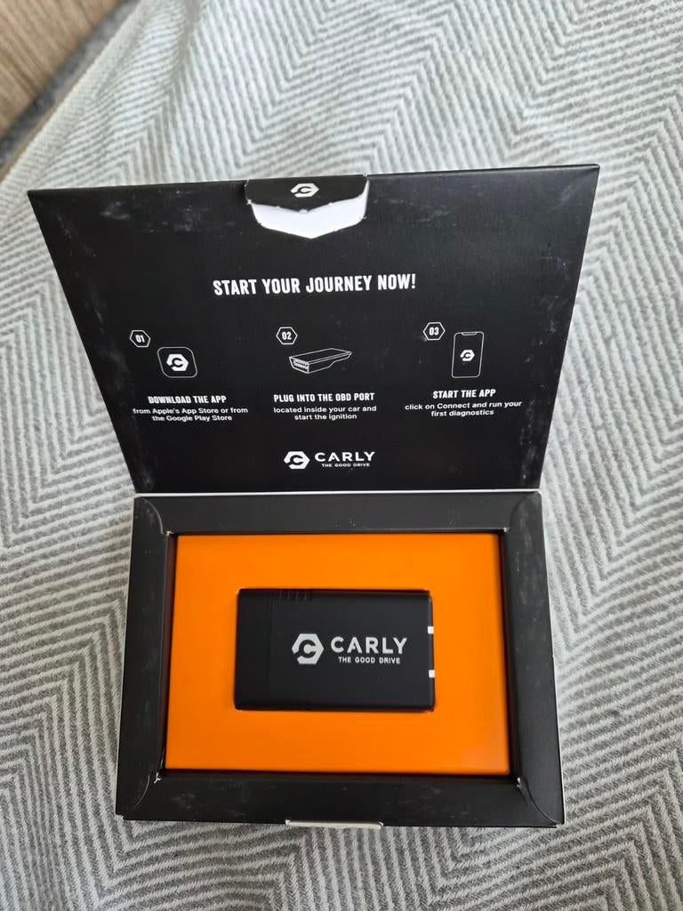 Carly OBD2 Adapter - Diagnostiek en Codering voor Auto's, Ophalen of Verzenden, Zo goed als nieuw