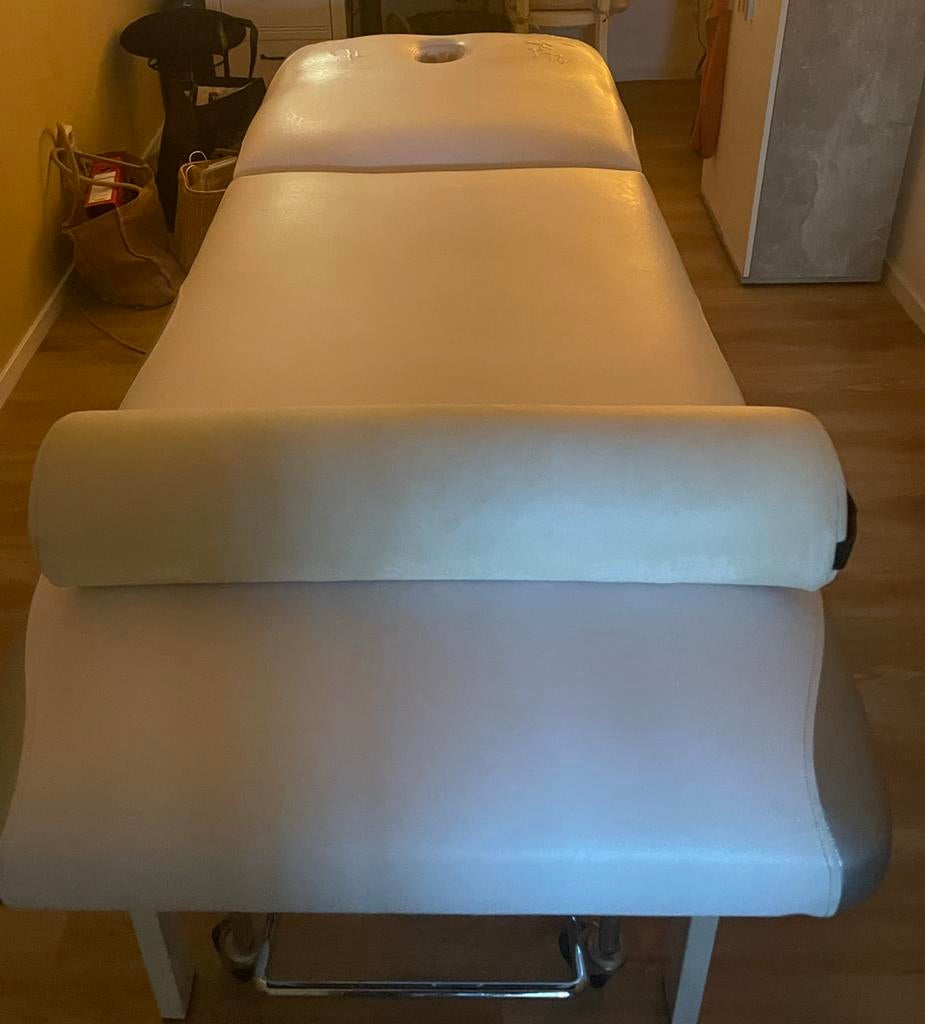 Elektrische massagebank met voetpedaal en warmtedeken, Ophalen of Verzenden, Gebruikt