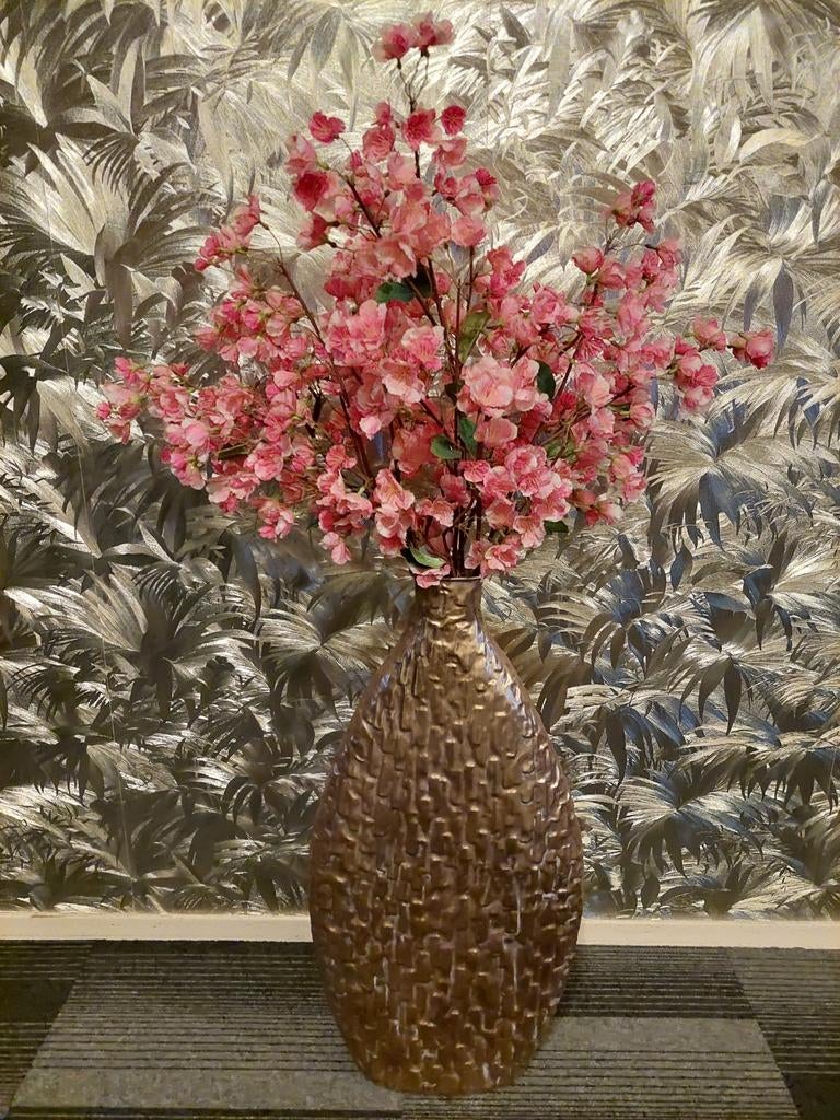 Gouden metalen vaas met 8 kunstbloemen bloesem takken, Binnen, Overige typen, Overige materialen, Zo goed als nieuw