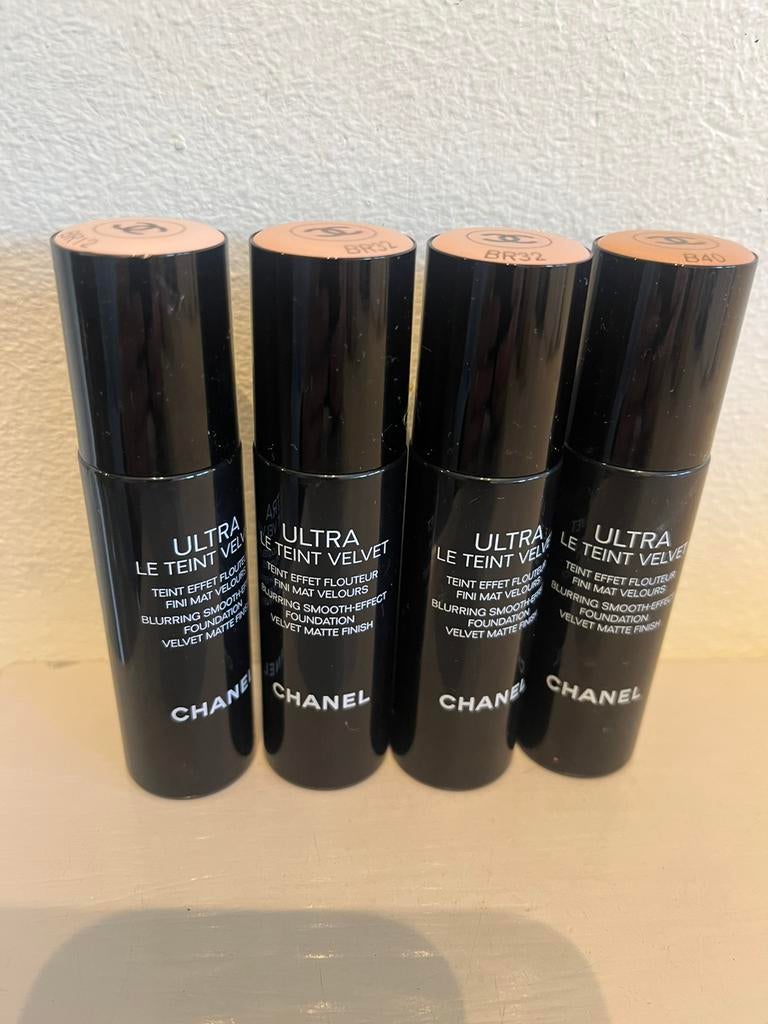 4 x Chanel Ultra Le Teint Velvet foundations 20 ml, Overige kleuren, Gehele gezicht, Nieuw, Ophalen of Verzenden