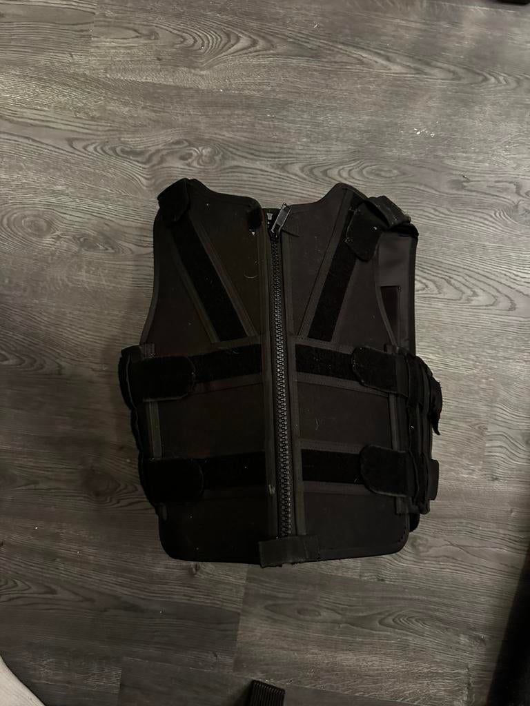 Steekwerend vest, Ophalen, Gebruikt