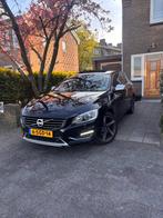 Volvo V60 D6 215pk Plug-in Hybrid 2013 Zwart, Auto's, 1849 kg, 1800 kg, Zwart, Particulier