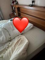 Stevig tweepersoonsbed met ombouw, Ophalen, Gebruikt, Bruin, Tweepersoons