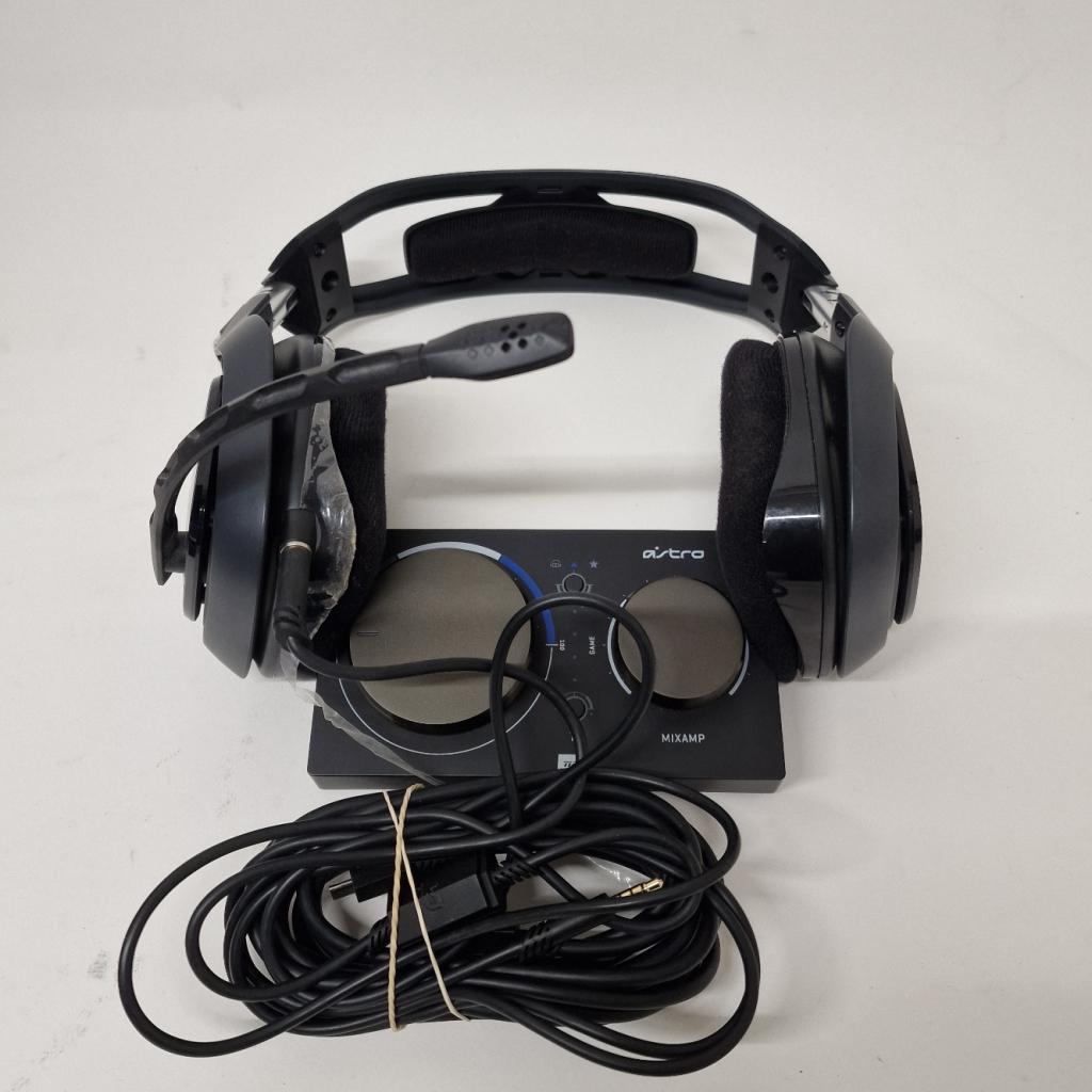 Astro A40tr + Mixamp Pro Headset PS5/PS4/PC | Nette Staat, Flex Ltd., Zo goed als nieuw, https://flex.com/contact-us, Nobelstraat 10, 5807 GA Oostrum LB, Limburg, Nederland
