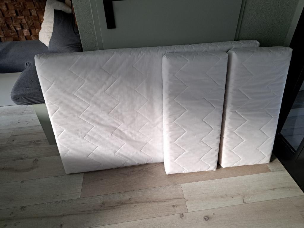IKEA Meegroei Matras, Huis en Inrichting, Slaapkamer | Matrassen en Bedbodems, Ophalen, Gebruikt, Eenpersoons, 80 cm