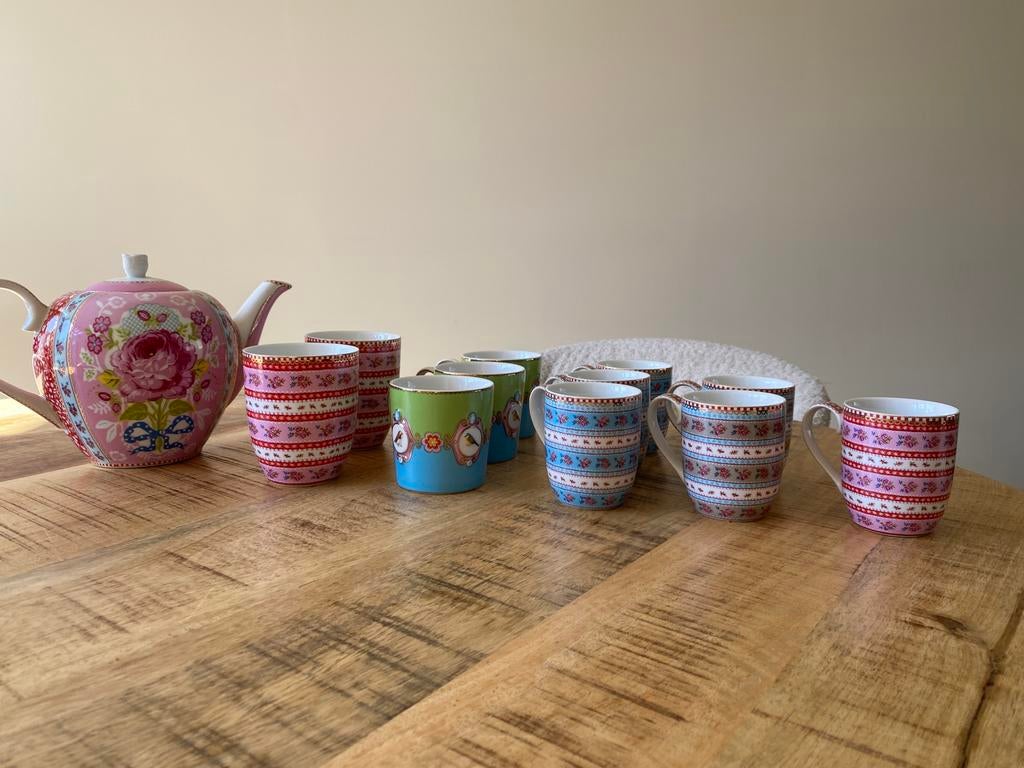 Pip studio servies, Ophalen, Zo goed als nieuw, Overige stijlen, Kop(pen) en/of Schotel(s)