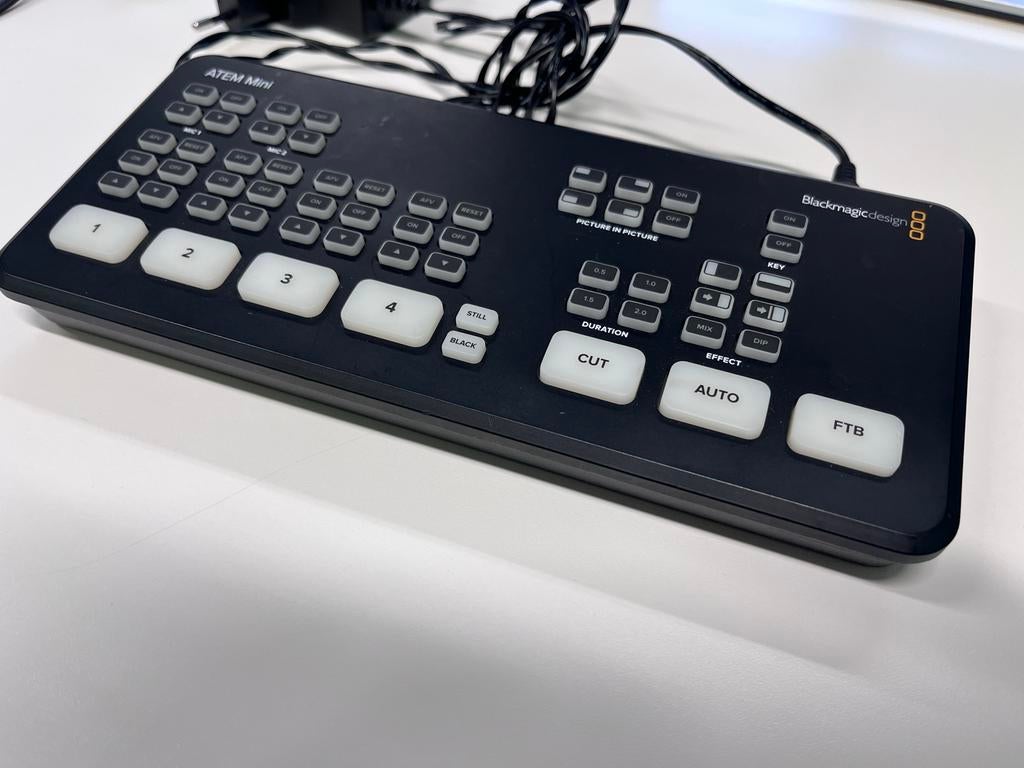 Blackmagic ATEM Mini HDMI Live Productie Switcher, Audio, Tv en Foto, Ophalen of Verzenden, Zo goed als nieuw, Video