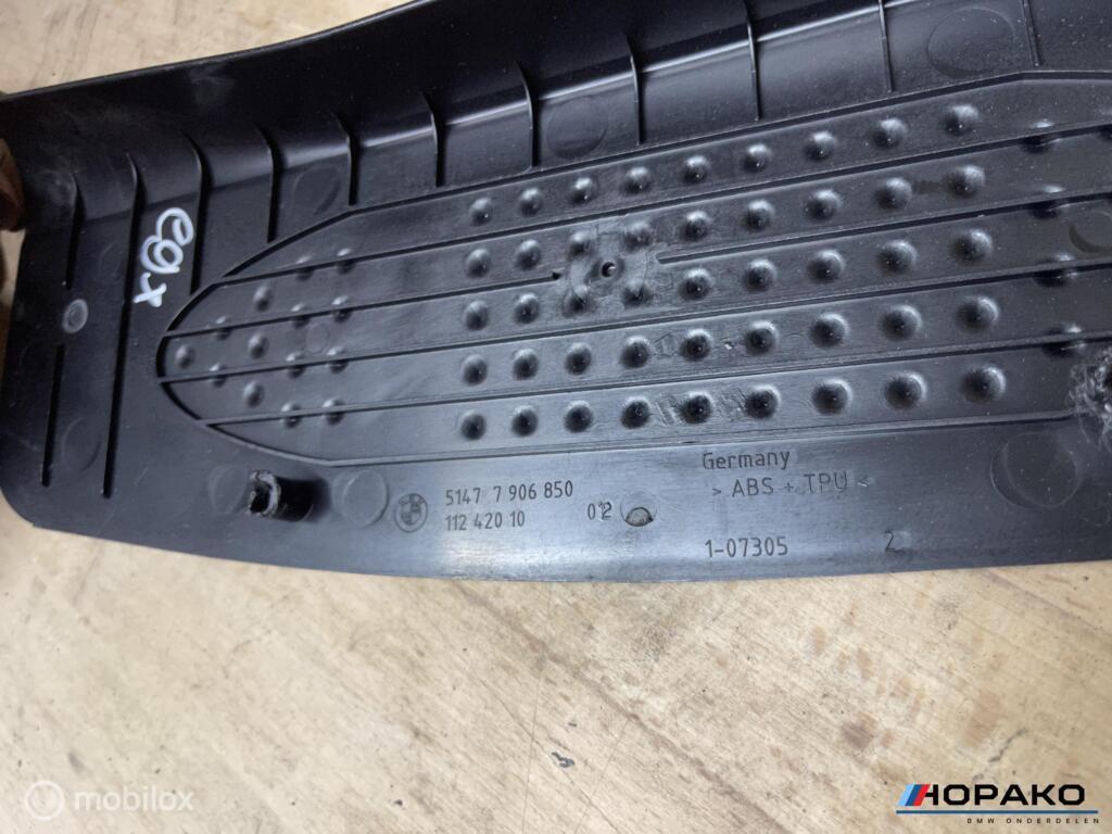 M Voetsteun BMW 3 serie E90 E91 E92 E93 | 51477906850, Auto-onderdelen, Gebruikt, Einsteinlaan 5, rijswijk, Bmw, Ophalen of Verzenden
