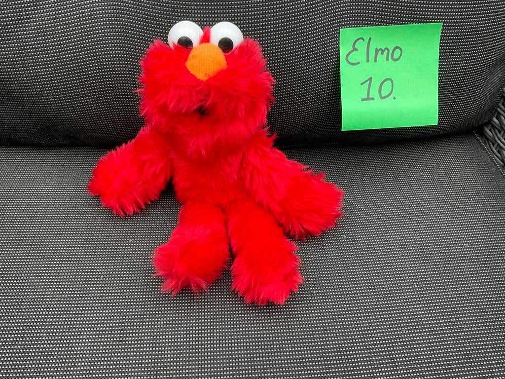 Nieuwe zgan Sesamstraat Elmo knuffel 25cm, Ophalen, Overige figuren, Nieuw, Beeldje of Figuurtje