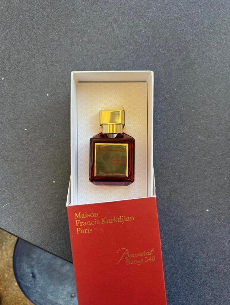 Baccarat rouge 540, Ophalen of Verzenden, Zo goed als nieuw, Parfumfles