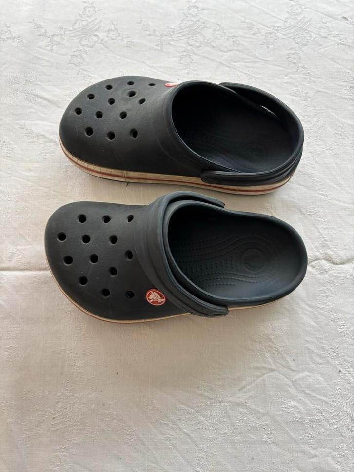 Blauwe Crocs Maat J1 32-33 jongens of meiden!, Kinderen en Baby's, Kinderkleding | Schoenen en Sokken, Gebruikt, Schoenen, Jongen of Meisje
