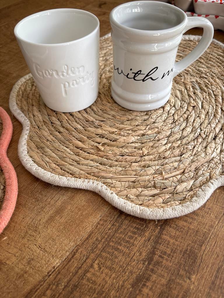 Riviera Maison theekopje en kopje, Huis en Inrichting, Keramiek, Ophalen of Verzenden, Zo goed als nieuw, Overige stijlen