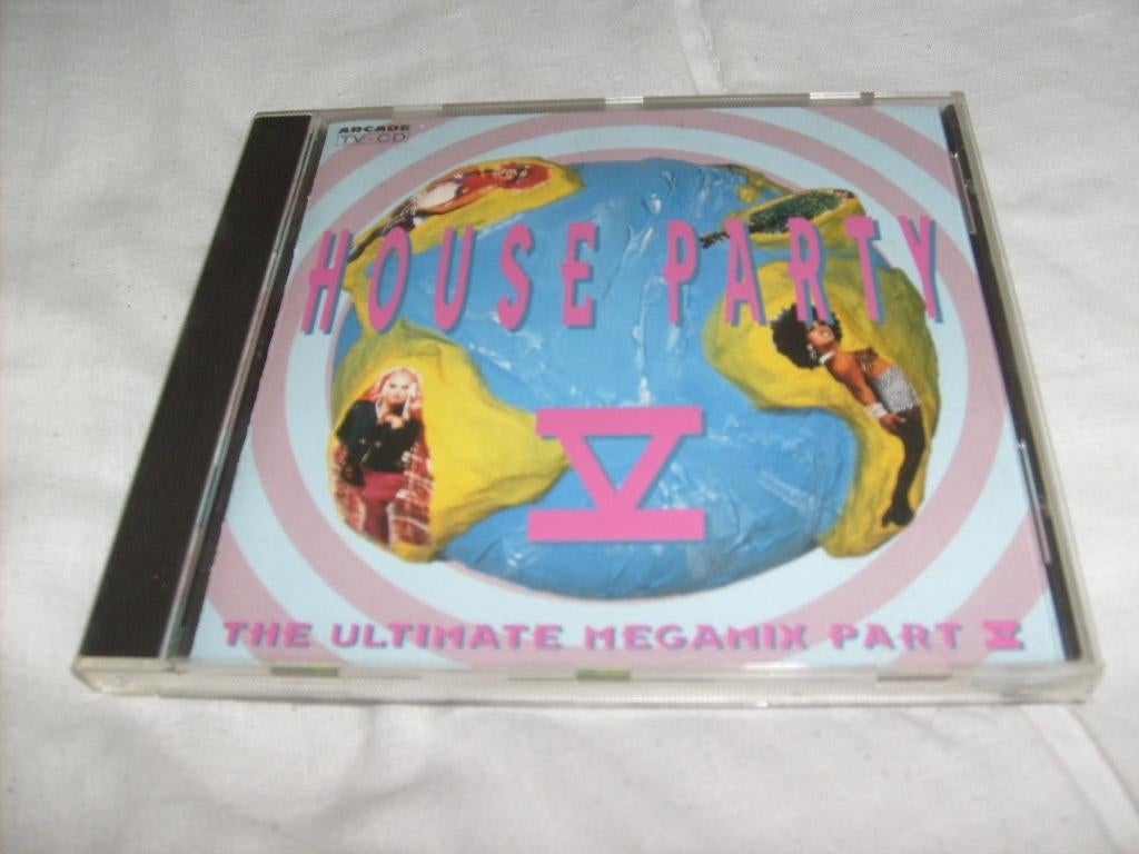 House Party V - the ultimate megamix, Ophalen of Verzenden, Zo goed als nieuw, Dance Populair