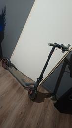 Elektrische step opknapper met oplader, Fietsen en Brommers, Steps, Ophalen, Gebruikt, Elektrische step (E-scooter)