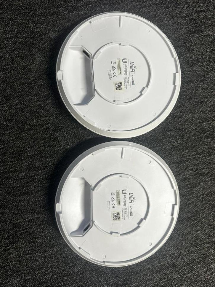Ubiquiti UniFi UAP-AC-PRO – Professioneel WiFi 5, Computers en Software, Accesspoints, Gebruikt, Ophalen