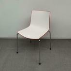 Arper Catifa 46 stoel - kunststof - wit/rood, Overige materialen, Gebruikt, Ophalen of Verzenden, Vijf, Zes of meer stoelen