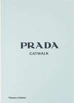 BESTSELLER Prada boek - Catwalk serie - luxe koffietafelboek, Ophalen of Verzenden, Zo goed als nieuw, Mode algemeen