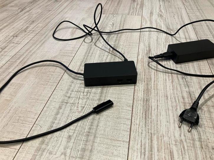 Microsoft Surface Book 2 Docking Station, Computers en Software, Dockingstations, Gebruikt, Docking station, Laptop, Ophalen of Verzenden