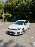 Volkswagen Golf 1.0 TSI 85KW 5D 2015 Wit, Auto's, Volkswagen, Voorwielaandrijving, Stof, Origineel Nederlands, Handgeschakeld