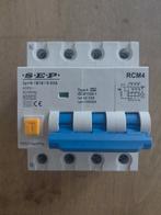 400V aardlekautomaat en div. 2 polige installatie automaten, Ophalen of Verzenden, Nieuw