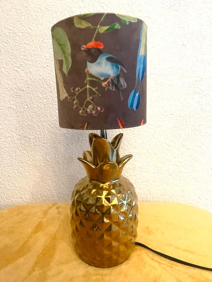 Ananas Lamp met Vogel Kap, Huis en Inrichting, Lampen | Vloerlampen, Zo goed als nieuw, Minder dan 100 cm, Overige materialen