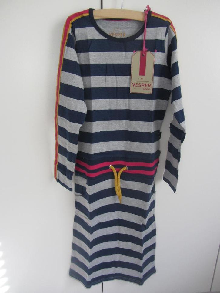 Nieuwe blauw/grijs gestreepte jurk Vesper maat 140, Kinderen en Baby's, Kinderkleding | Maat 140, Nieuw, Meisje, Jurk of Rok, Ophalen of Verzenden