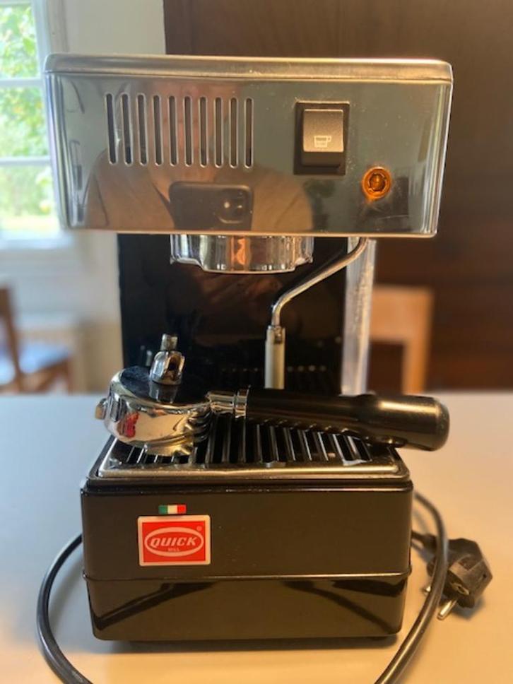 Quickmill 820 espressomachine, Witgoed en Apparatuur, Koffiezetapparaten, Gebruikt, Gemalen koffie, Espresso apparaat, Afneembaar waterreservoir