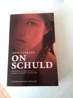 Ann cleeves - onschuld psychologische thriller paperback, Boeken, Gelezen, Ophalen of Verzenden