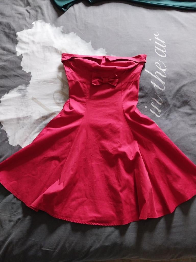 Rinascimento rode jurk maat L, Ophalen of Verzenden, Zo goed als nieuw, Boven de knie, Rood