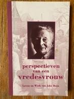 Perspectieven van een vredesvrouw - Joke Roos, Joke Roos, Maatschappij en Samenleving, Ophalen of Verzenden, Zo goed als nieuw