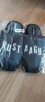 Rustaagh Pantoffels Maat 39-40, Ruataagh, Ophalen of Verzenden, Nieuw, Pantoffels of Sloffen