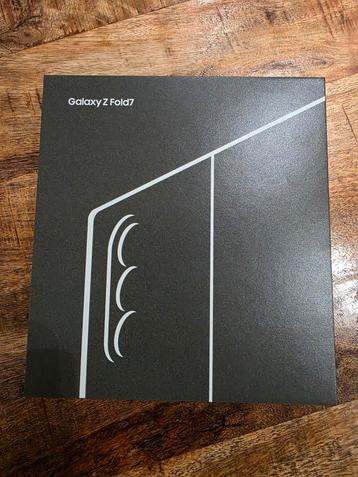 Samsung Galaxy Z Fold 7 jet black 256GB nieuw inruilmogelijk beschikbaar voor biedingen