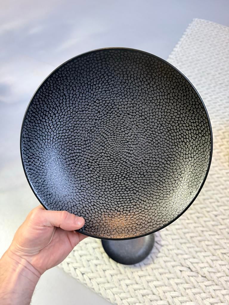 2x Pastabord honey comb Q Authentic 25,5 cm, Huis en Inrichting, Keuken | Servies, Ophalen of Verzenden, Zo goed als nieuw, Bord(en)