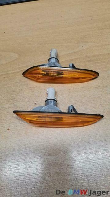 Knipperlicht Set L&R BMW E46 63136911367 & 63136911368 beschikbaar voor biedingen