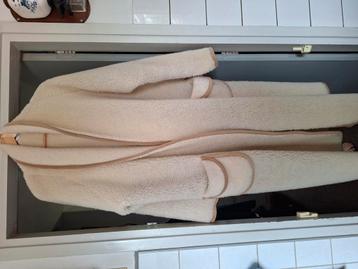 Schapen wollen badjas beschikbaar voor biedingen