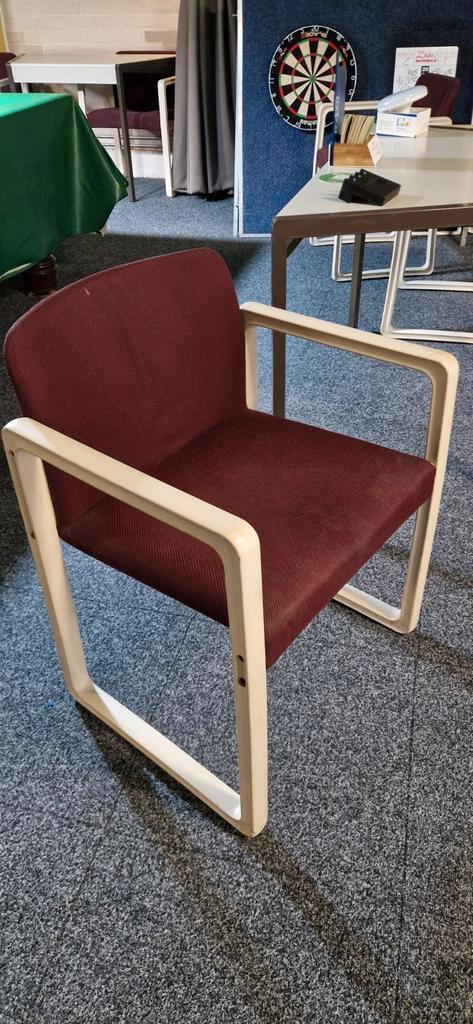 GRATIS op te halen 28 stoelen voor renovatie, Huis en Inrichting, Stoelen, Gebruikt, Vijf, Zes of meer stoelen, Stof, Ophalen