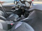 Peugeot 2008 1.2 VTi Allure Pack Premium Plus 140.000km Airc, Voorwielaandrijving, Euro 5, Gebruikt, Zwart