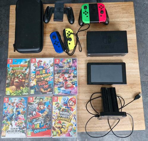 Switch inclusief joycons + games, Spelcomputers en Games, Spelcomputers | Nintendo Switch, Zo goed als nieuw, Switch Original