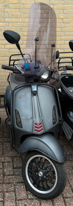 Vespa Sprint 2017 4T snor matgrijs full option carburateur, Ophalen of Verzenden, Zo goed als nieuw, Benzine, Vespa